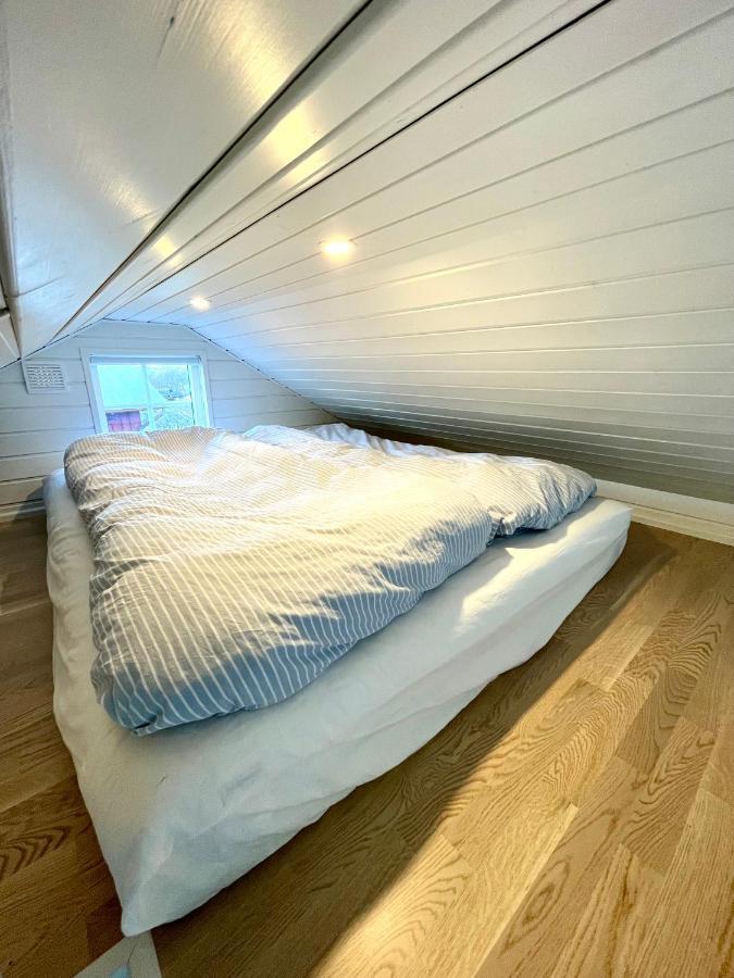 Lyckan - Minihus I Lantlig Miljoe Ulricehamn Ngoại thất bức ảnh
